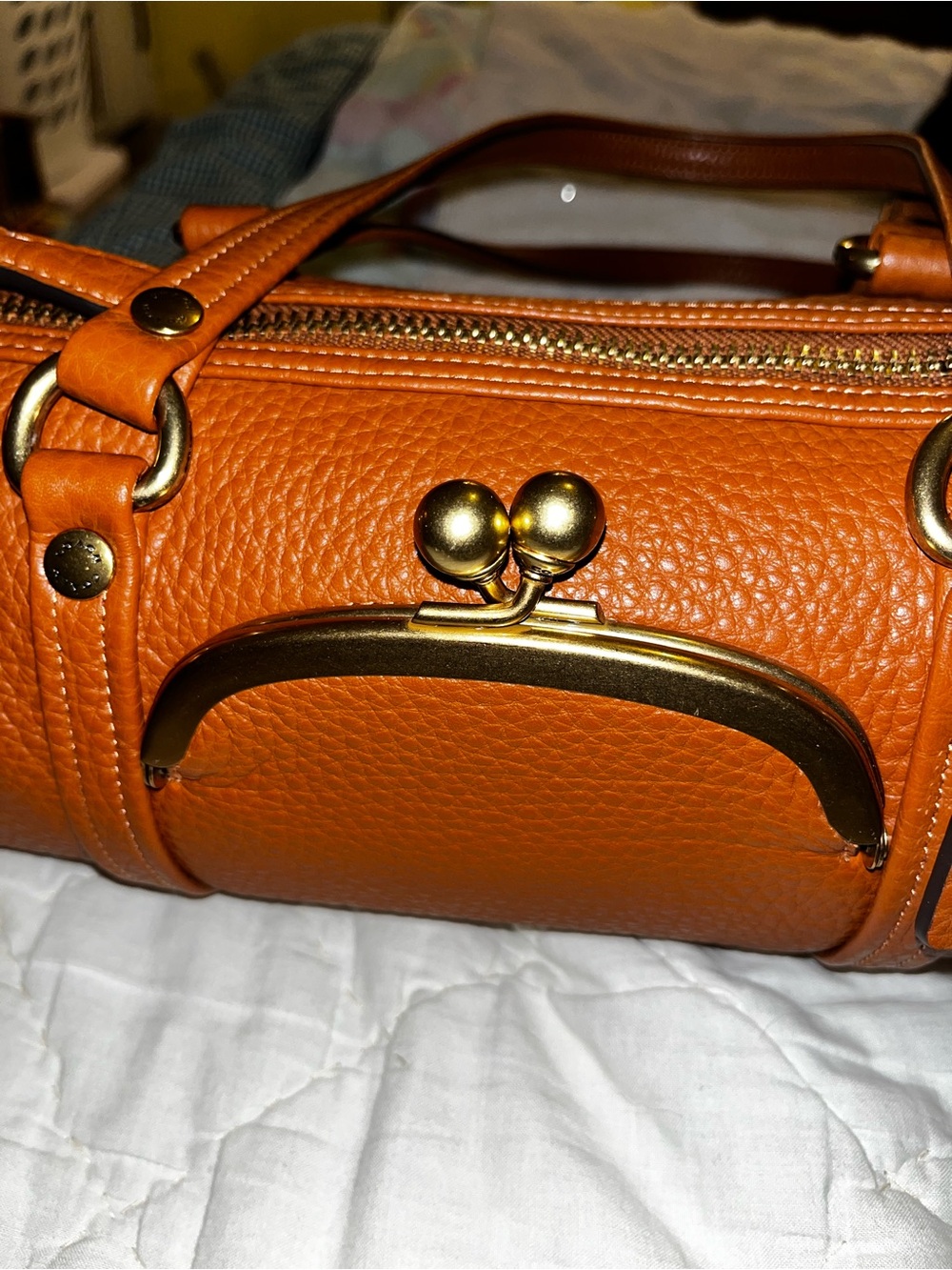 Coach Amber Brown Barrel Kisslock 28 - Picture 3 of 16